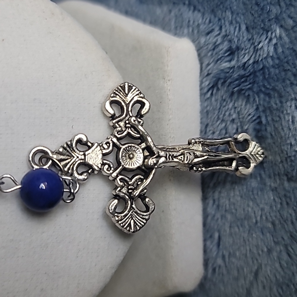 Elegant Rosary Beads White Ceramic & Blue Glass Beaded Necklace 20" - Picture 5 of 5